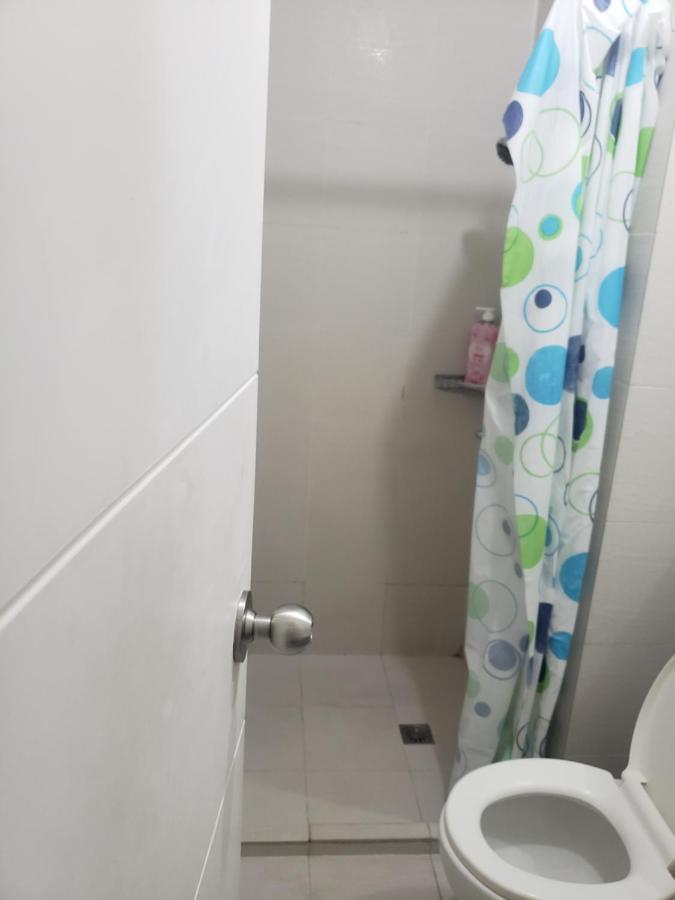 Sutherland Tower Acqua Private Residences Mandaluyong Buitenkant foto